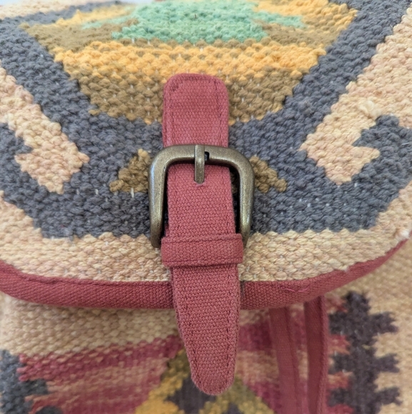 Vintage Southwestern Woven Cotton Kilim Backpack - Picture 6 of 15